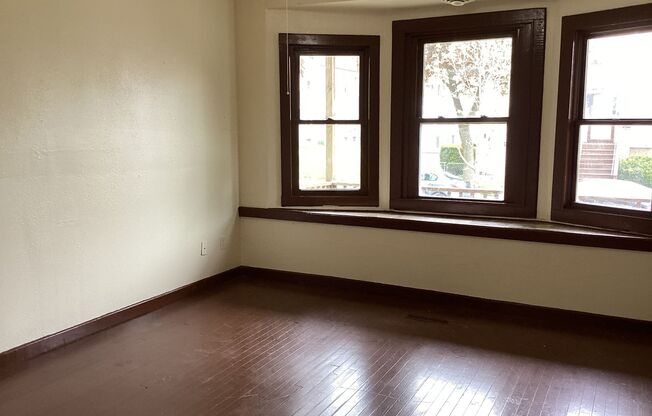 3 Bedroom Lower Duplex
