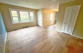 2 BED 1 BATH BEAUTIFUL SINGLE FAMILY HOME