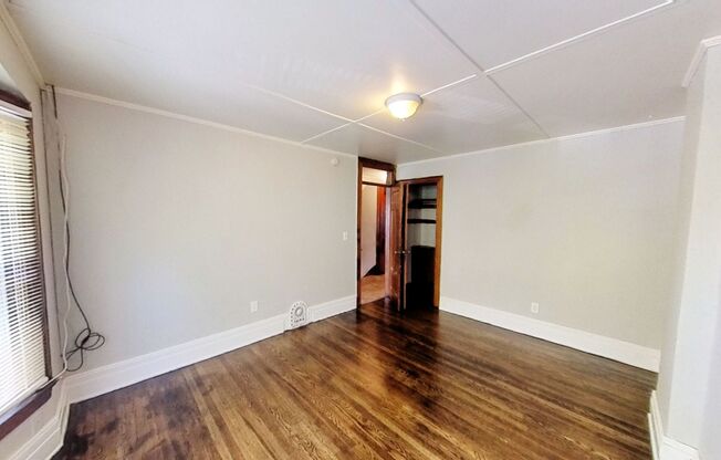 2 beds, 1 bath, 800 sqft, $1,295, Unit 289-B Pearl