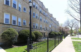 2 beds, 2 baths, $1,695, Unit 4511-3B