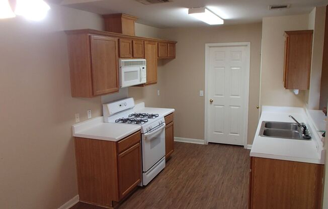 3 Bedroom 2 Bathroom Georgetown Home