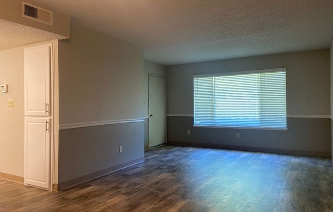 2 beds, 1 bath, $1,725, Unit 494807