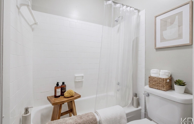 1 bed, 1 bath, 612 sqft, $895, Unit H094
