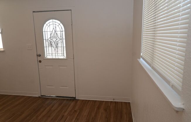 2 Bedroom Apartment - Downtown Las Vegas - 2301 Stewart Ave
