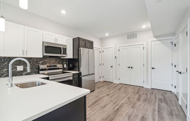 2 beds, 2 baths, 870 sqft, $1,795, Unit D03