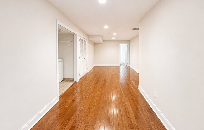 1922 N 17 ST