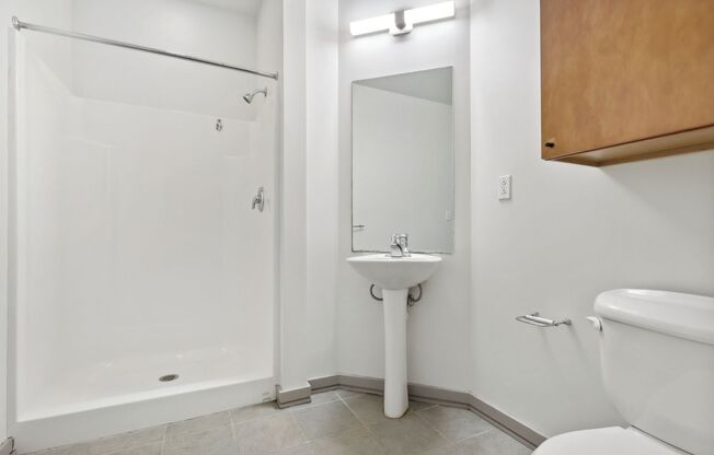 1 bed, 1 bath, 1,021 sqft, $1,575, Unit 209