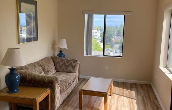 1 bed, 1 bath, 410 sqft, $1,425, Unit 203