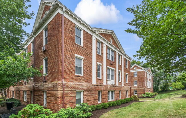 922 S WASHINGTON ST #204