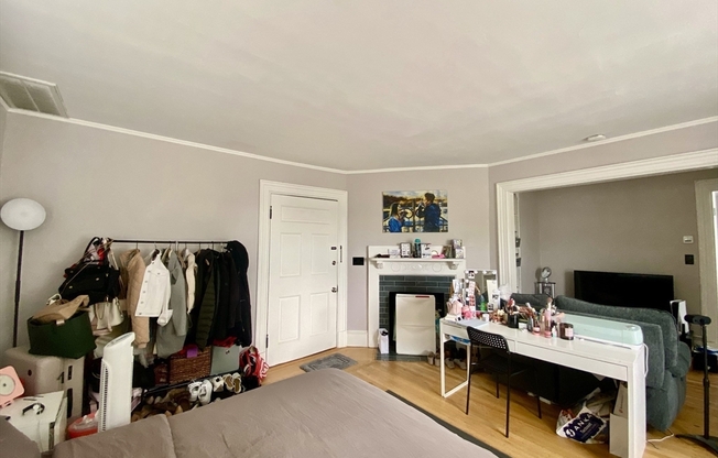 445 HIGHLAND