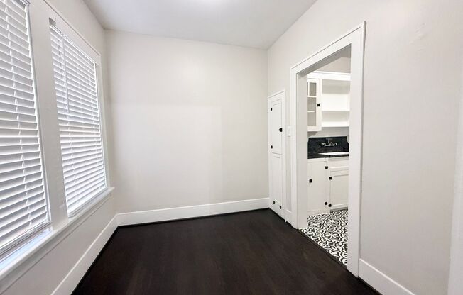 1 bed, 1 bath, $1,095, Unit B2611