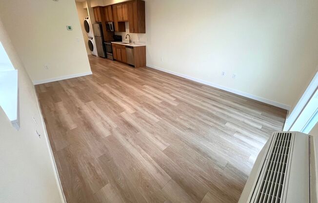 Studio, 1 bath, 448 sqft, $1,400, Unit B301