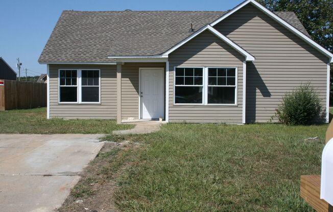 3 Bedroom, 1.5 Bath Home in Nettleton School District