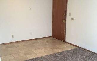 1 bed, 1 bath, $525, Unit 340.02