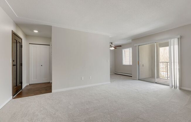 1 bed, 1 bath, 700 sqft, $1,145, Unit 1930114