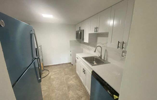 2 beds, 1.5 baths, 1,077 sqft, $2,650, Unit 104