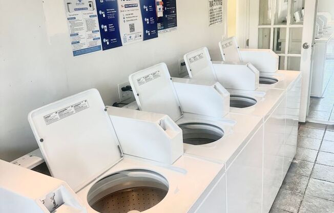 1 bed, 1 bath, $1,875, Unit 064#216