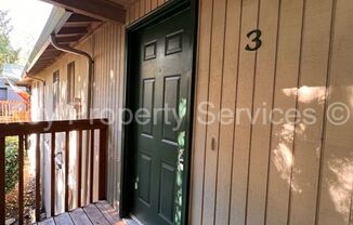 MOVE IN SPECIAL! HALF OFF! Updated Condo in Hazel Dell