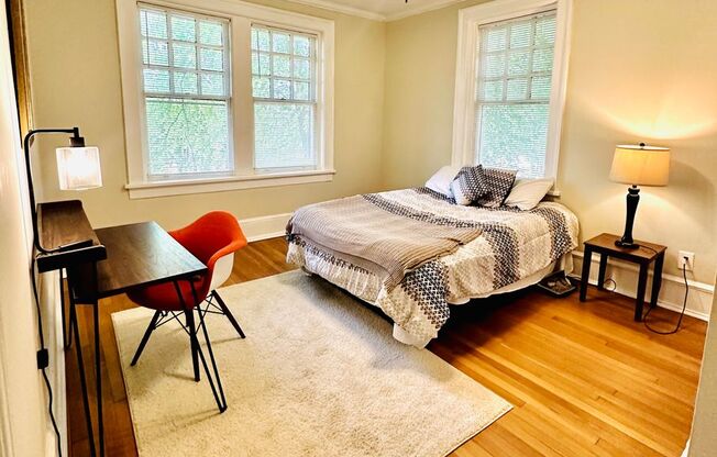 2 beds, 2 baths, 1,350 sqft, $2,750, Unit 942-03