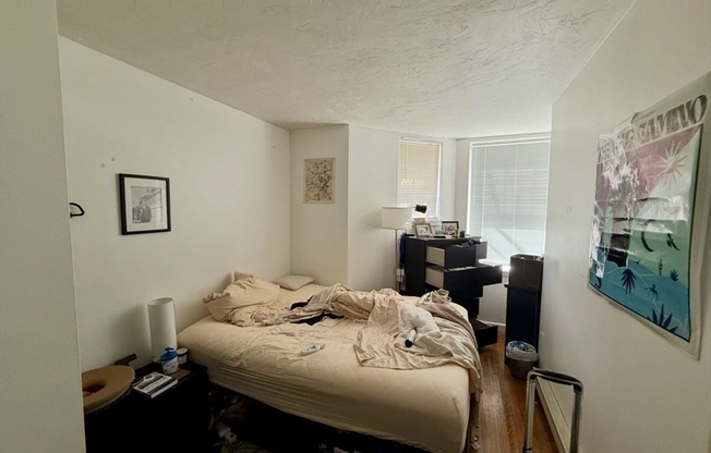 78 COMMONWEALTH AVE
