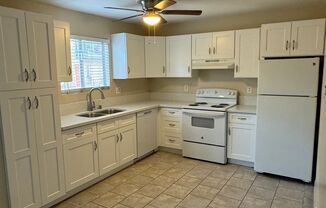 2 beds, 1 bath, 875 sqft, $1,995, Unit 4