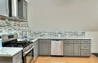 2 beds, 1.5 baths, $4,350, Unit 209A