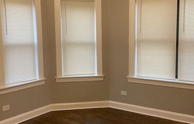 7646 S. Ingleside