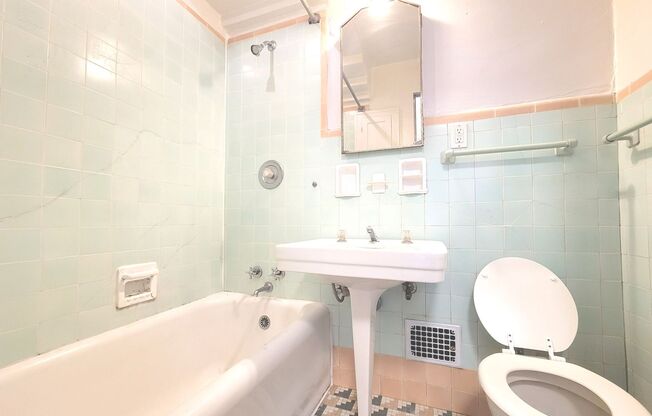 1 bed, 1 bath, $1,175, Unit 603