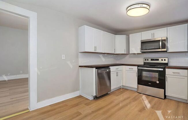 1 bed, 1 bath, 625 sqft, $595, Unit Unit 2