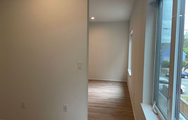 1 bed, 1 bath, 533 sqft, $1,498, Unit 201