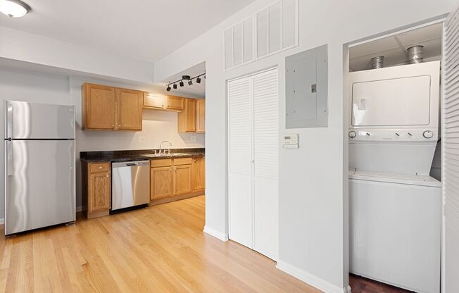1 bed, 1 bath, 600 sqft, $2,100, Unit 508