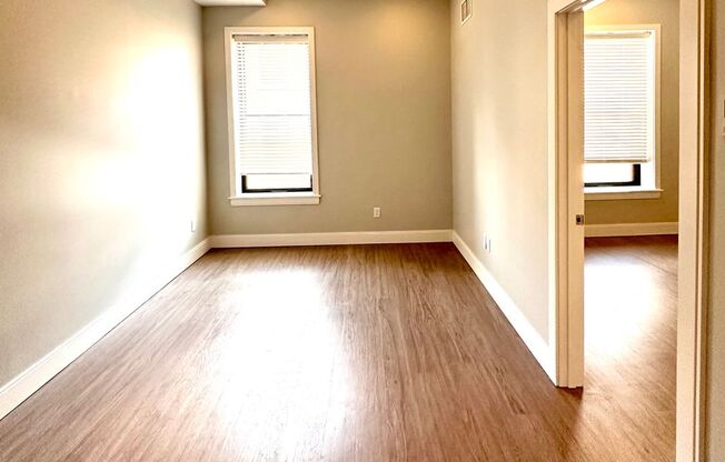 1 bed, 2 baths, 855 sqft, $2,150, Unit 921
