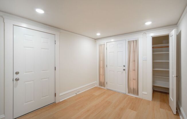 TOTAL REMODEL HUGE 3BR/3BA 1700sf w Garage/Patio Outer Richmond AVAILABLE NOW