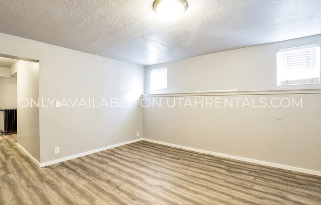 2634 QUINCY AVE