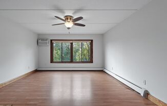 1 bed, 1 bath, 700 sqft, $1,295, Unit 108