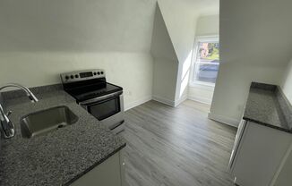 Updated 1 bedroom apartment in Munhall