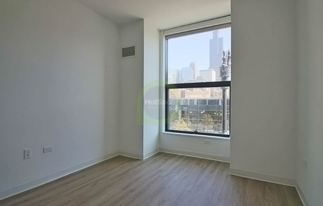 850 W VAN BUREN