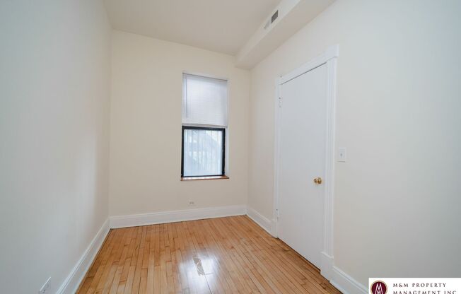 2 beds, 1 bath, 675 sqft, $1,800, Unit 1117-4M