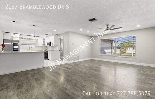 2187 BRAMBLEWOOD DR S