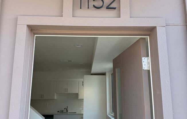 1158 W. 38th St