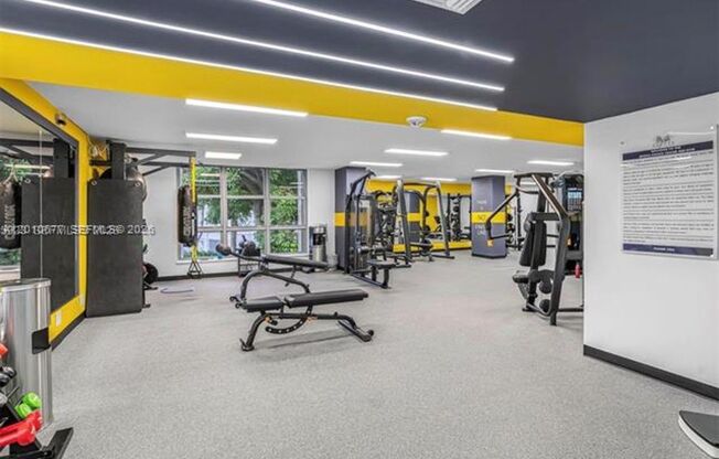 2 beds, 2 baths, $3,500, Unit # 3302
