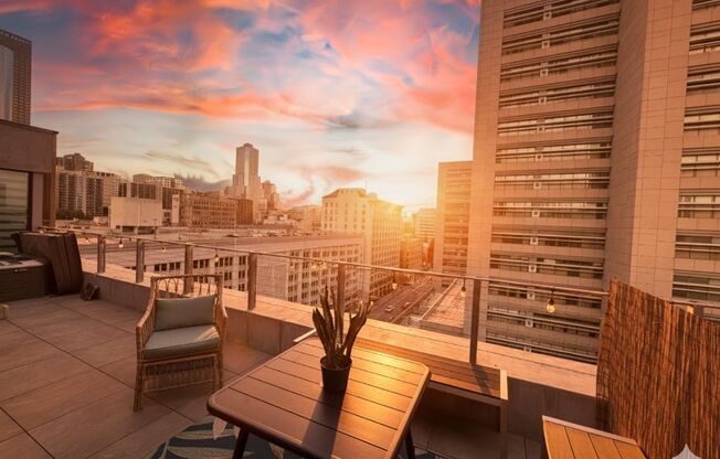 3 beds, 2 baths, 1,675 sqft, $5,800, Unit 1012