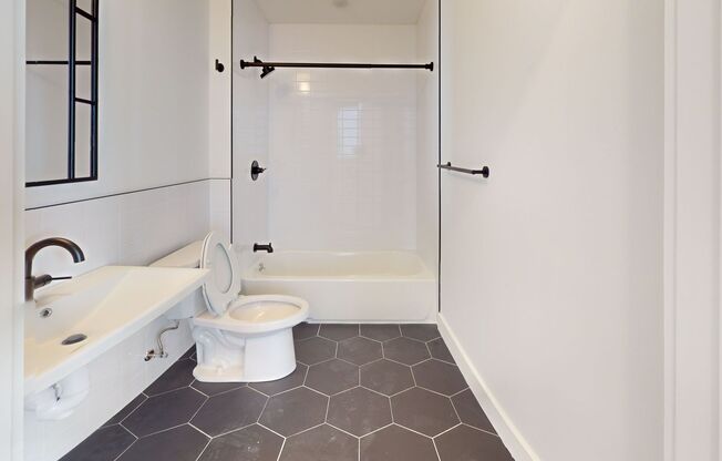 1 bed, 1 bath, 615 sqft, $1,295, Unit 204