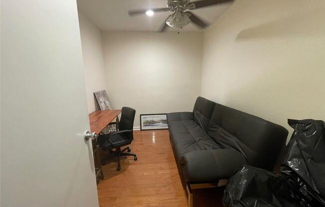 Studio, 1 bath, $2,500