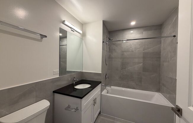 2 beds, 2 baths, 908 sqft, $3,700, Unit 952-607
