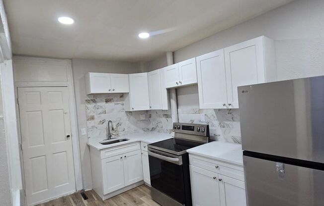 3 beds, 1 bath, $1,350