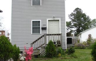 904 Cale St.