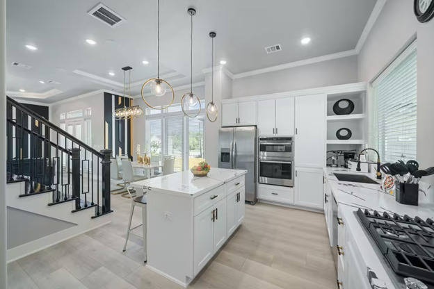 8521 BRANDON ST