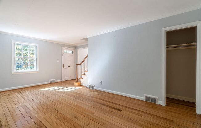 Charming 3 Bedroom Colonial Home in Bethesda