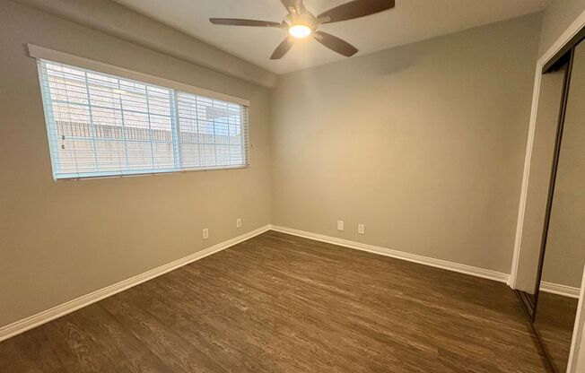 2 beds, 1 bath, 800 sqft, $2,325, Unit 318-02